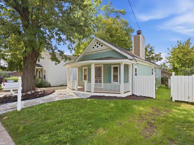1660 Beechmont Street, Keego Harbor, MI 48320