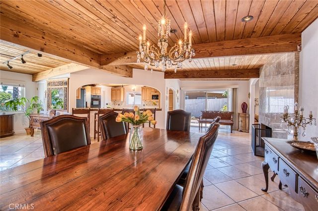 327 Santa Isabel, Newport Beach, CA 92660