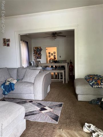 8095 Smart Street, Detroit, MI 48210