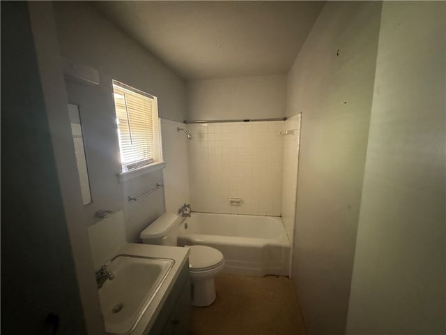 3237 Orlando Dr, Corpus Christi, TX 78411