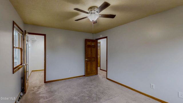 1 Laurel Lane, Niskayuna, NY 12304