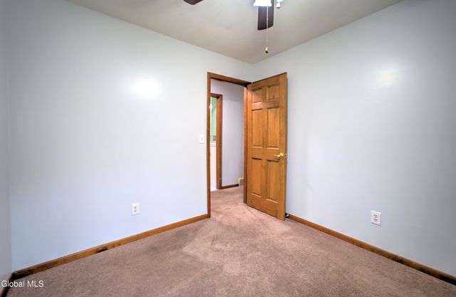 1 Laurel Lane, Niskayuna, NY 12304