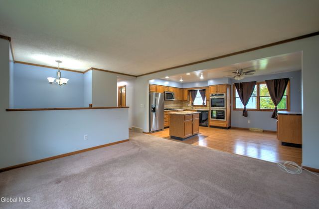 1 Laurel Lane, Niskayuna, NY 12304