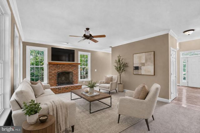 8610 LAROQUE RUN DR, Fredericksburg, VA 22407