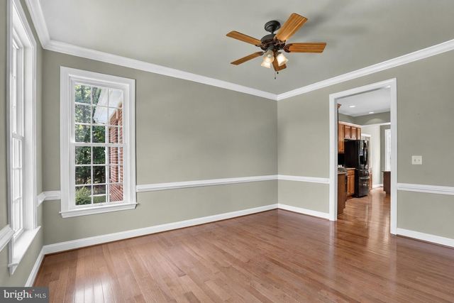 8610 LAROQUE RUN DR, Fredericksburg, VA 22407