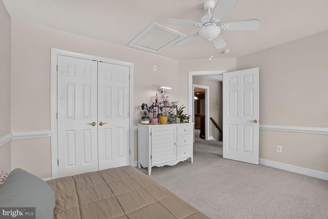 8610 LAROQUE RUN DR, Fredericksburg, VA 22407