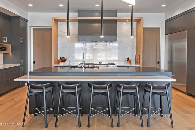 7045 E Moon Light Drive, Heber City, UT 84032