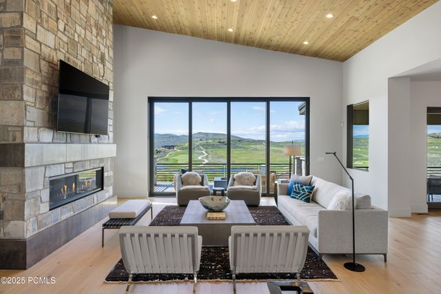 7045 E Moon Light Drive, Heber City, UT 84032