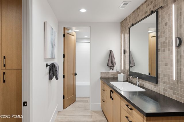 7045 E Moon Light Drive, Heber City, UT 84032