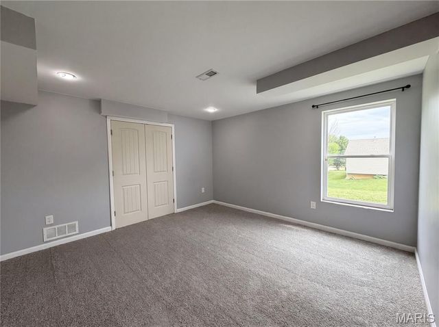 139 Palace Way Drive, Troy, MO 63379
