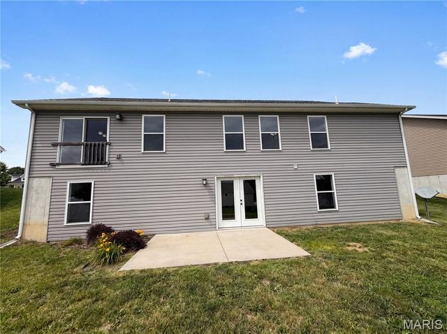 139 Palace Way Drive, Troy, MO 63379