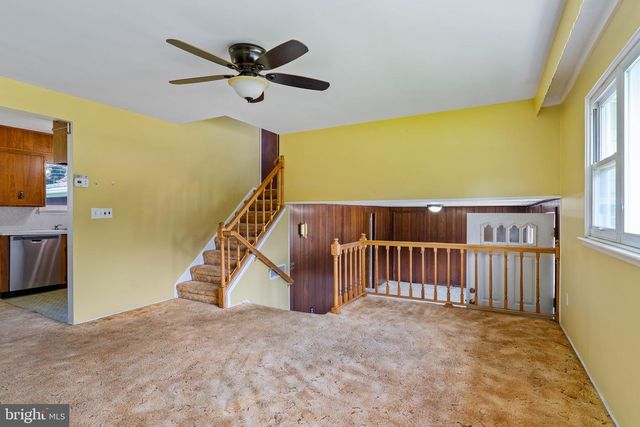 723 S HARMONY RD, Newark, DE 19713