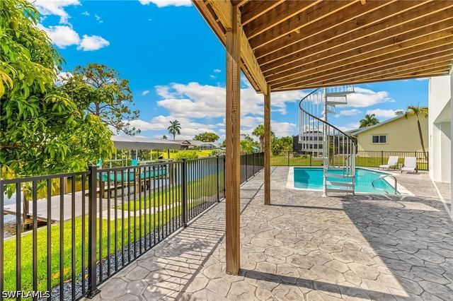 20700 Park PL, Estero, FL 33928
