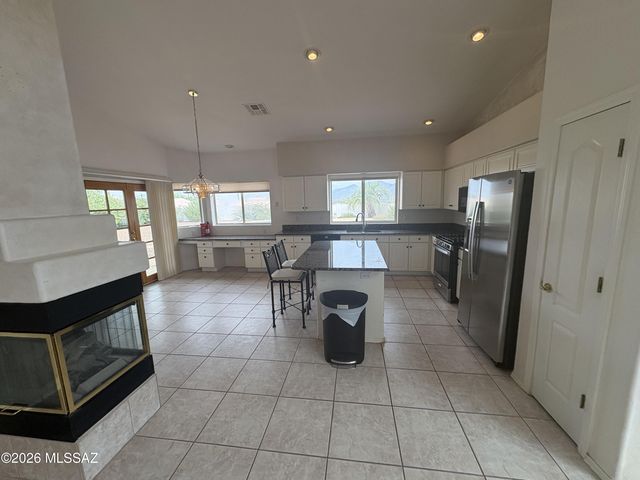 10971 E Soaptree Place, Tucson, AZ 85748