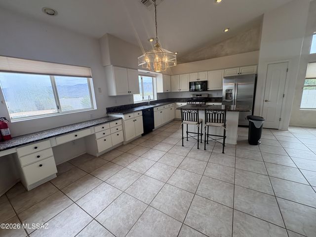 10971 E Soaptree Place, Tucson, AZ 85748