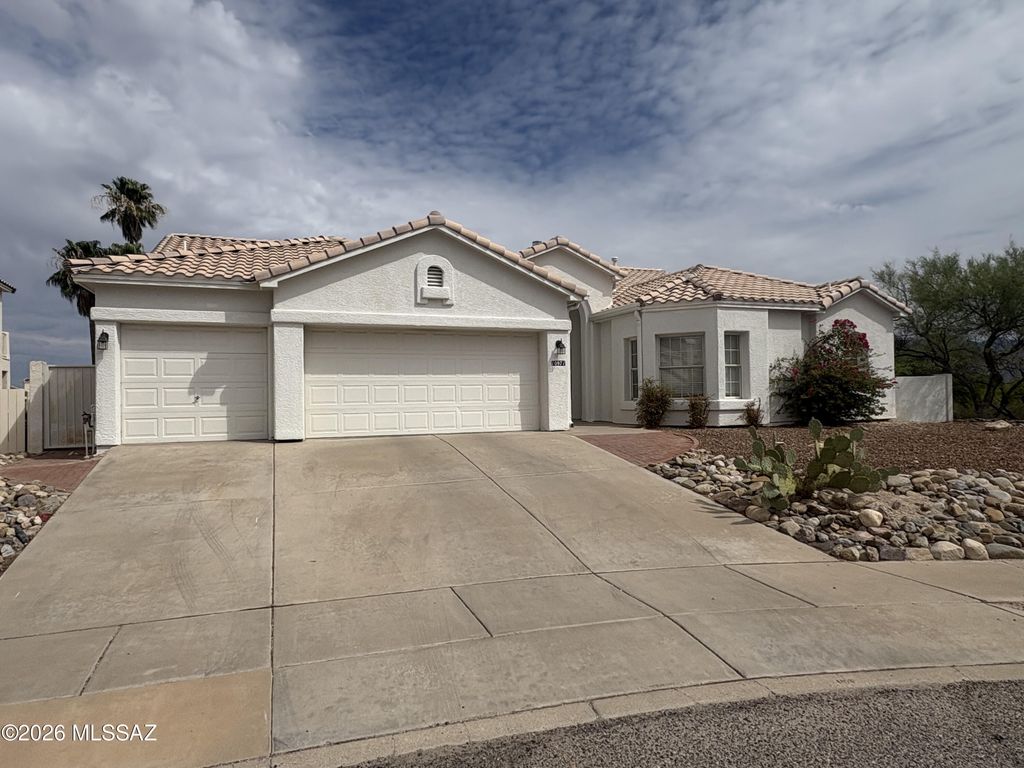 10971 E Soaptree Place, Tucson, AZ 85748