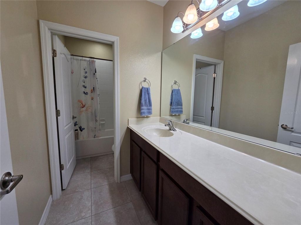 Image 22 of property listing at 12749 GARRIDAN AVENUE, Windermere, FL 34786