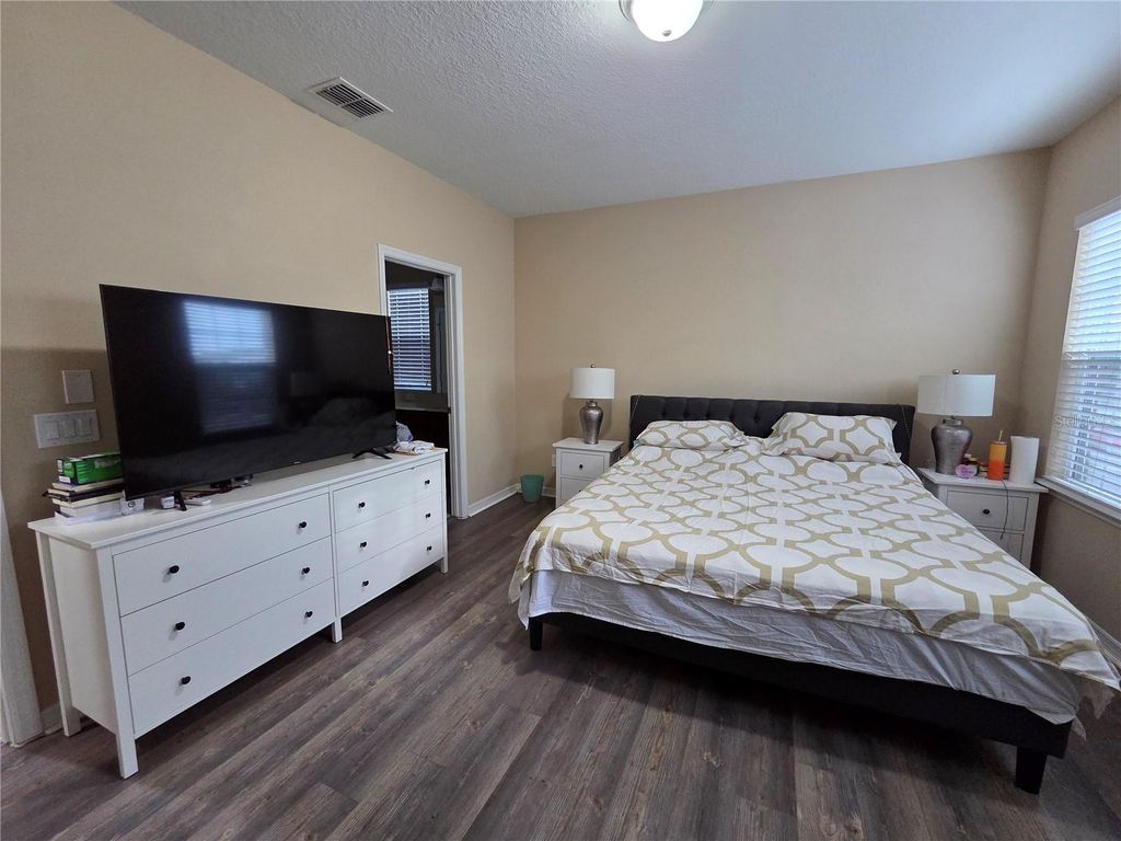 Image 27 of property listing at 12749 GARRIDAN AVENUE, Windermere, FL 34786