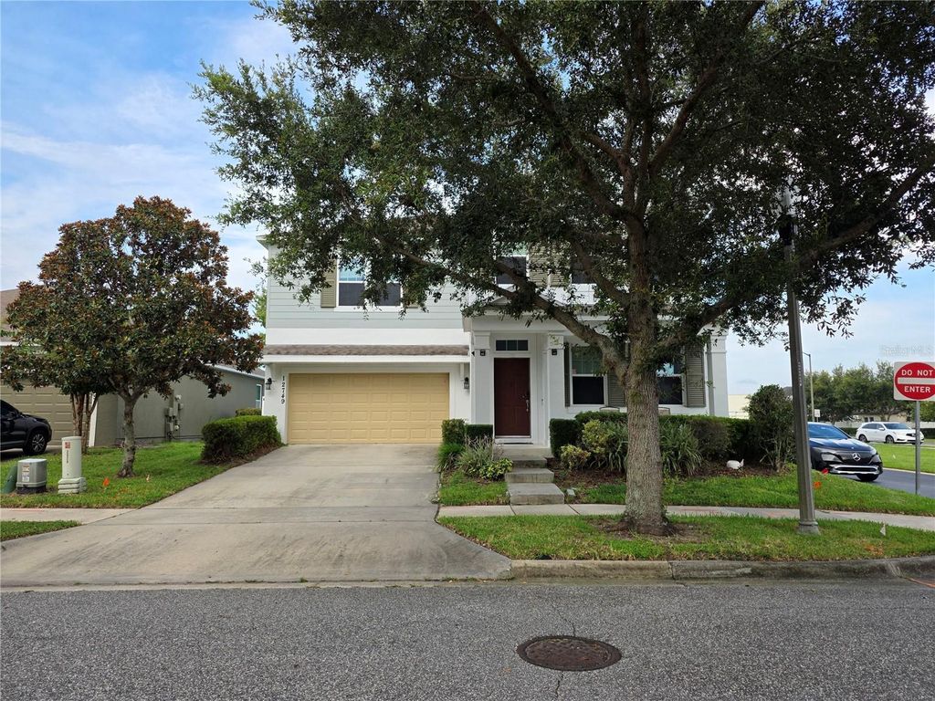 Image 32 of property listing at 12749 GARRIDAN AVENUE, Windermere, FL 34786