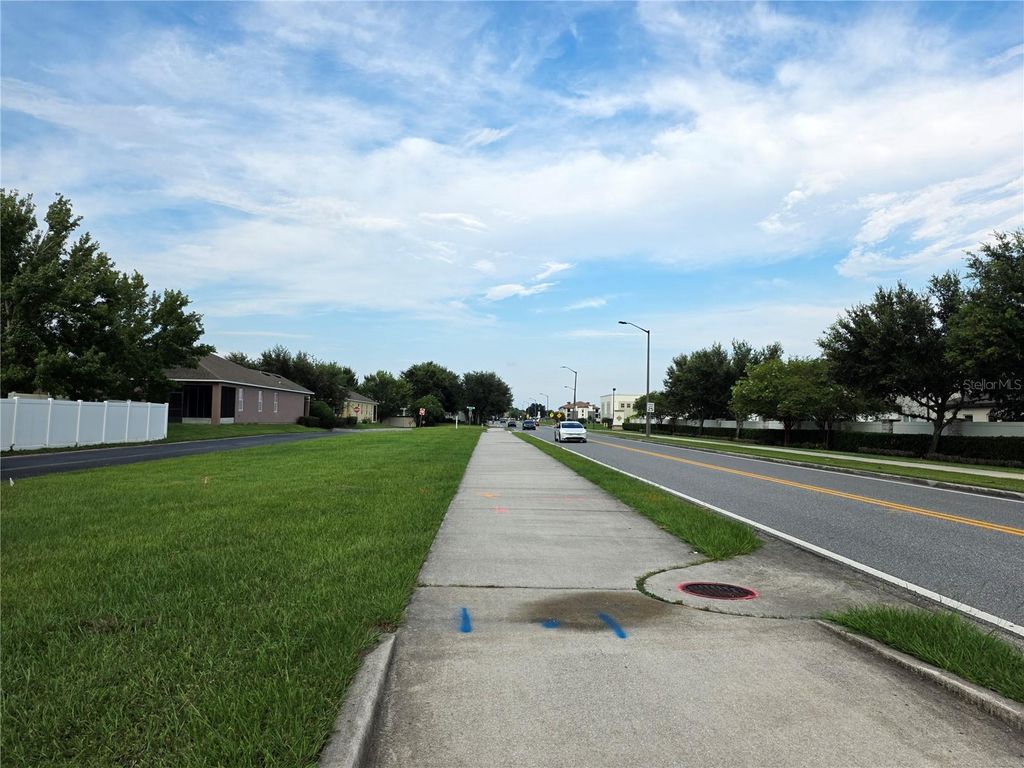Image 35 of property listing at 12749 GARRIDAN AVENUE, Windermere, FL 34786