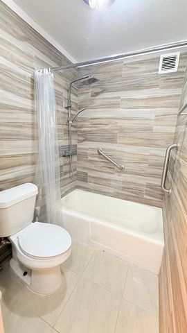 37 AVE. ISLA VERDE 1115, Carolina, PR 00979