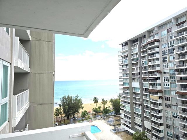 37 AVE. ISLA VERDE 1115, Carolina, PR 00979