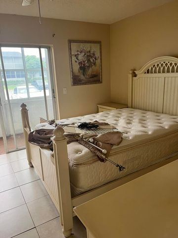 50 Dorchester Way c, West Palm Beach, FL 33417