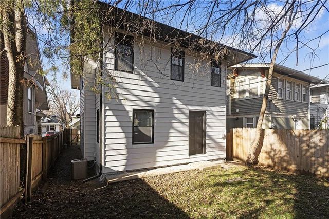 3805 Bellefontaine Avenue, Kansas City, MO 64128