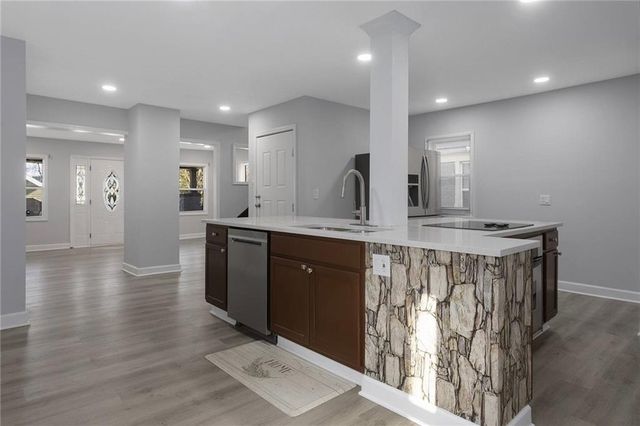 3805 Bellefontaine Avenue, Kansas City, MO 64128