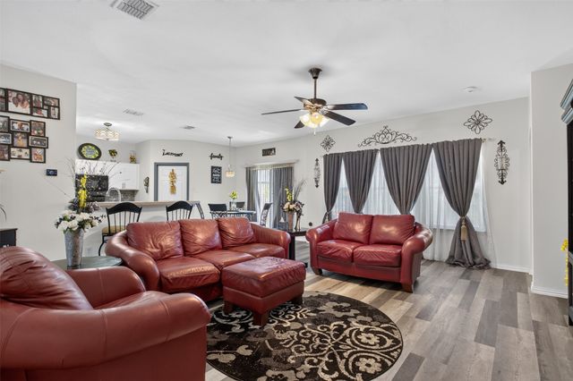 200 Independence Trail, Forney, TX 75126