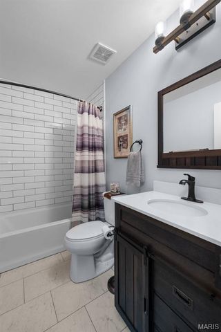 7228 Picasso Drive, Dardenne Prairie, MO 63368