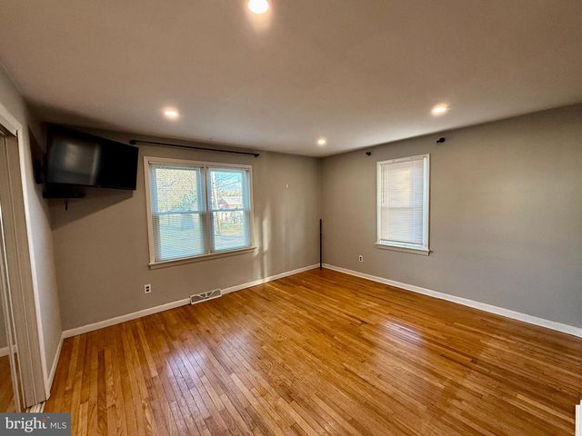 503 WEST LAWN, Reading, PA 19609