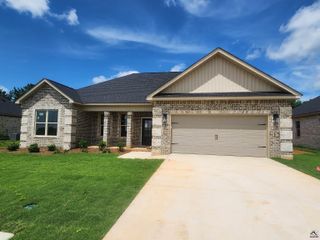 114 Fox Glove Court, Byron, GA 31008