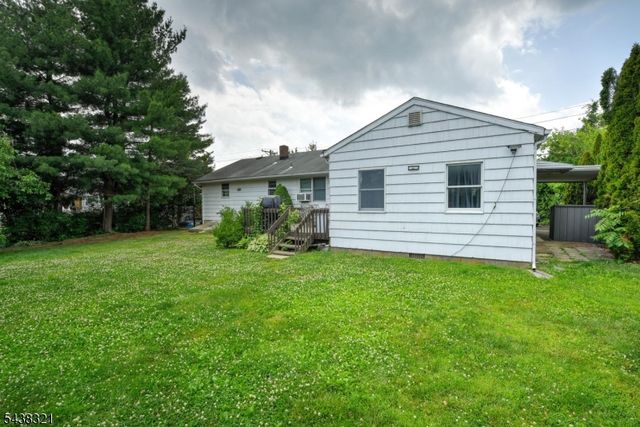 215 S 18Th Ave, Manville Boro, NJ 08835