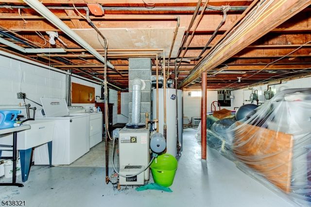 215 S 18Th Ave, Manville Boro, NJ 08835