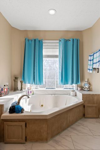 925 S Magnolia Avenue, Whitwell, TN 37397