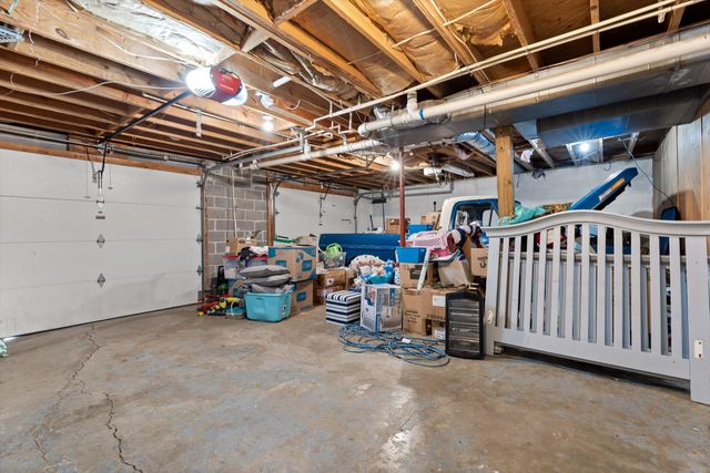 925 S Magnolia Avenue, Whitwell, TN 37397