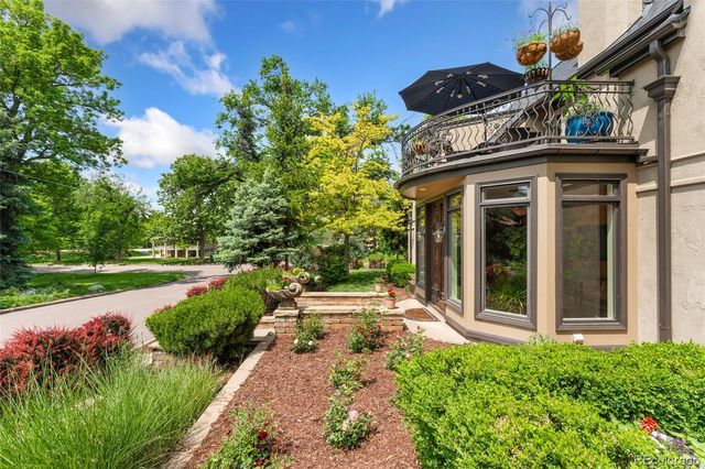 6901 E 12th Avenue, Denver, CO 80220