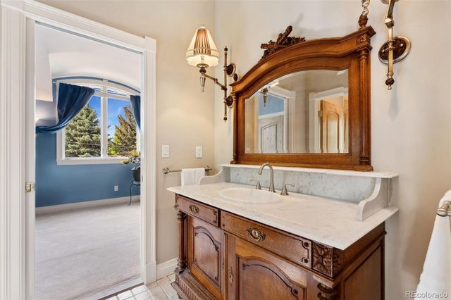 6901 E 12th Avenue, Denver, CO 80220