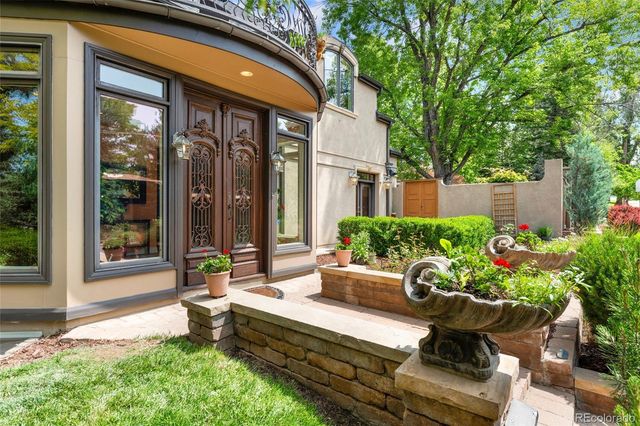 6901 E 12th Avenue, Denver, CO 80220