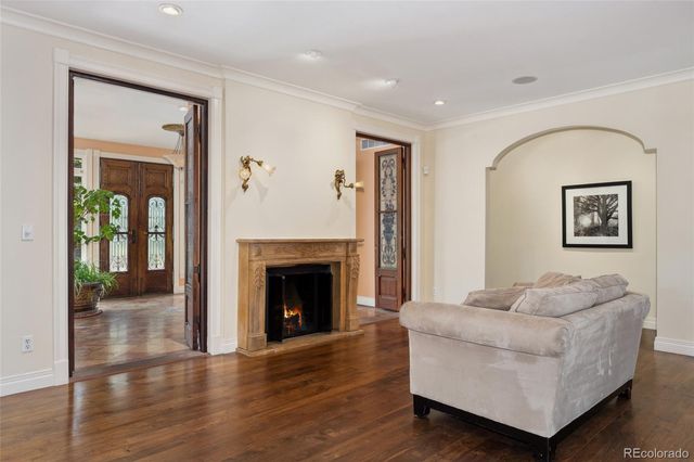 6901 E 12th Avenue, Denver, CO 80220