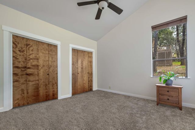 15853 Carrie Dr, Grass Valley, CA 95949