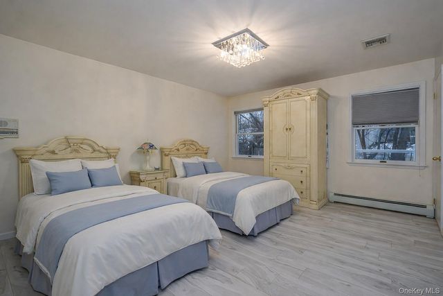 1 Joshua Court, Monsey, NY 10952