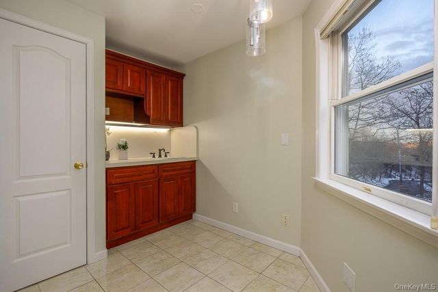 1 Joshua Court, Monsey, NY 10952