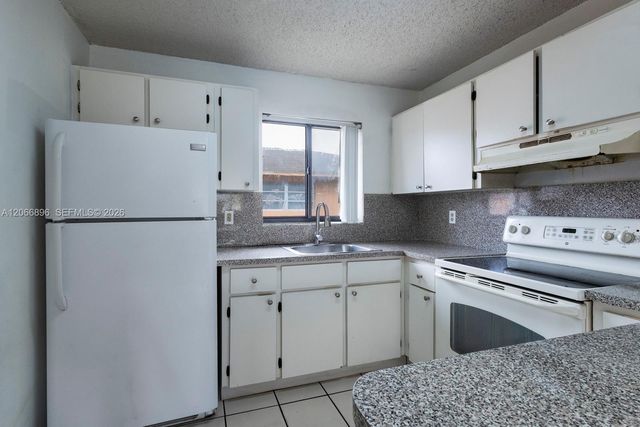 6305 W 22nd Court 203, Hialeah, FL 33016