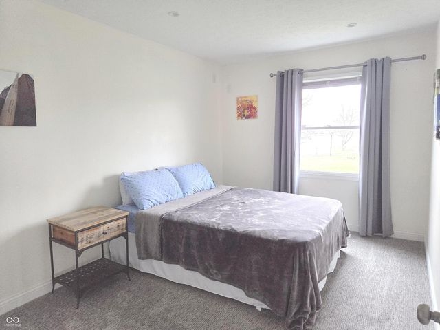 7513 Castleton Farms West Drive, Indianapolis, IN 46256