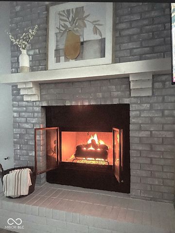 7513 Castleton Farms West Drive, Indianapolis, IN 46256