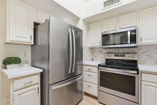 25555 N WINDY WALK Drive 83, Scottsdale, AZ 85255