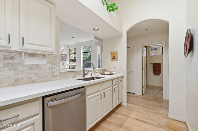 25555 N WINDY WALK Drive 83, Scottsdale, AZ 85255