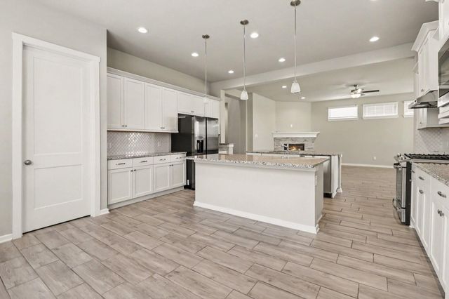 10519 Emory Park, Missouri City, TX 77459